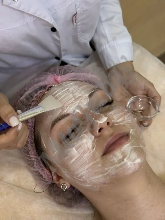 Профессиональные курсы по косметологии, маникюру, педикюру, визажу