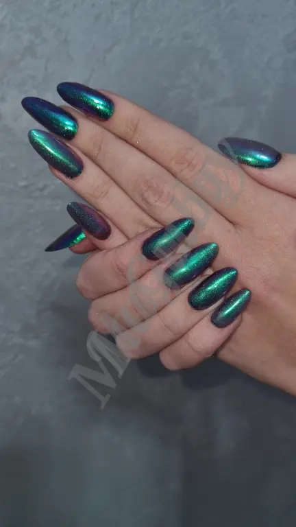 Маникюр, наращивание ногтей